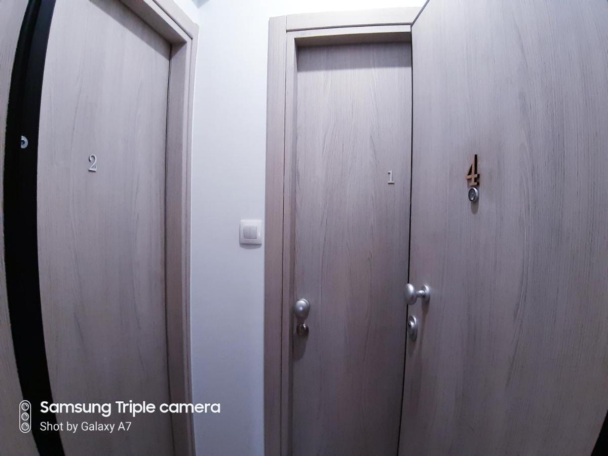Cosy And Central Stoudio Apartment เทสซาโลนิกิ ภายนอก รูปภาพ