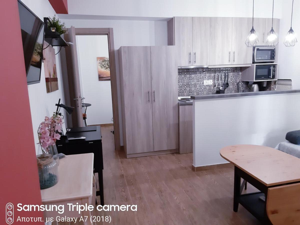 Cosy And Central Stoudio Apartment เทสซาโลนิกิ ภายนอก รูปภาพ