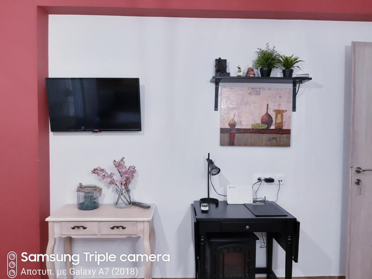 Cosy And Central Stoudio Apartment เทสซาโลนิกิ ภายนอก รูปภาพ
