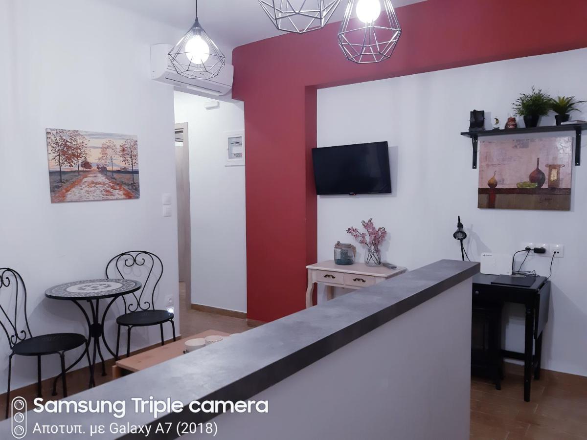 Cosy And Central Stoudio Apartment เทสซาโลนิกิ ภายนอก รูปภาพ