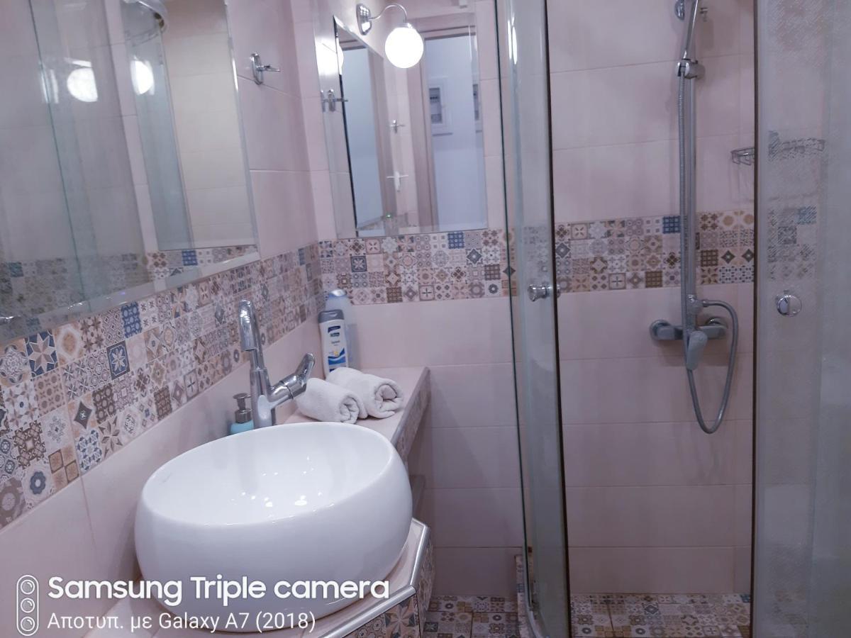 Cosy And Central Stoudio Apartment เทสซาโลนิกิ ภายนอก รูปภาพ