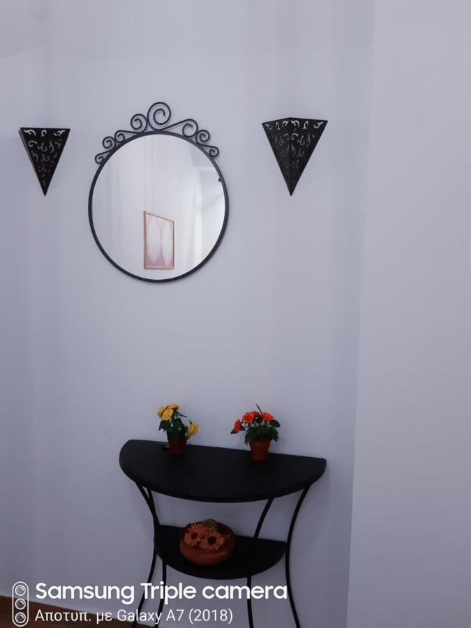 Cosy And Central Stoudio Apartment เทสซาโลนิกิ ภายนอก รูปภาพ